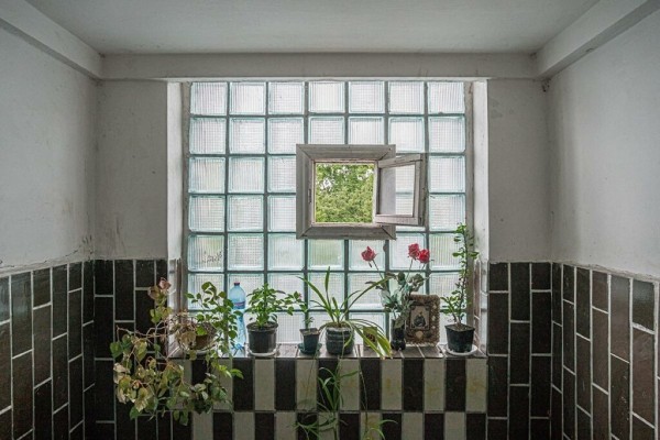 Почему в СССР были популярны стены из стеклоблоков